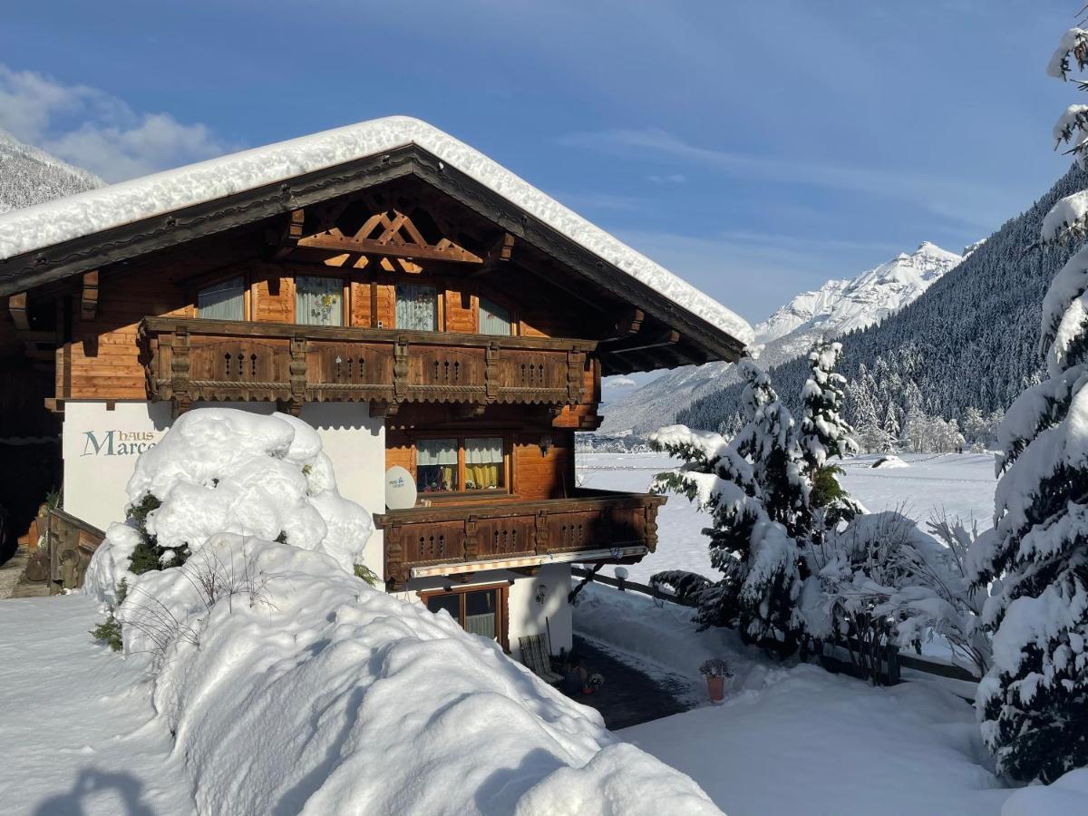 Ferienwohnung Haus Marco Neustift im Stubaital Exterior foto