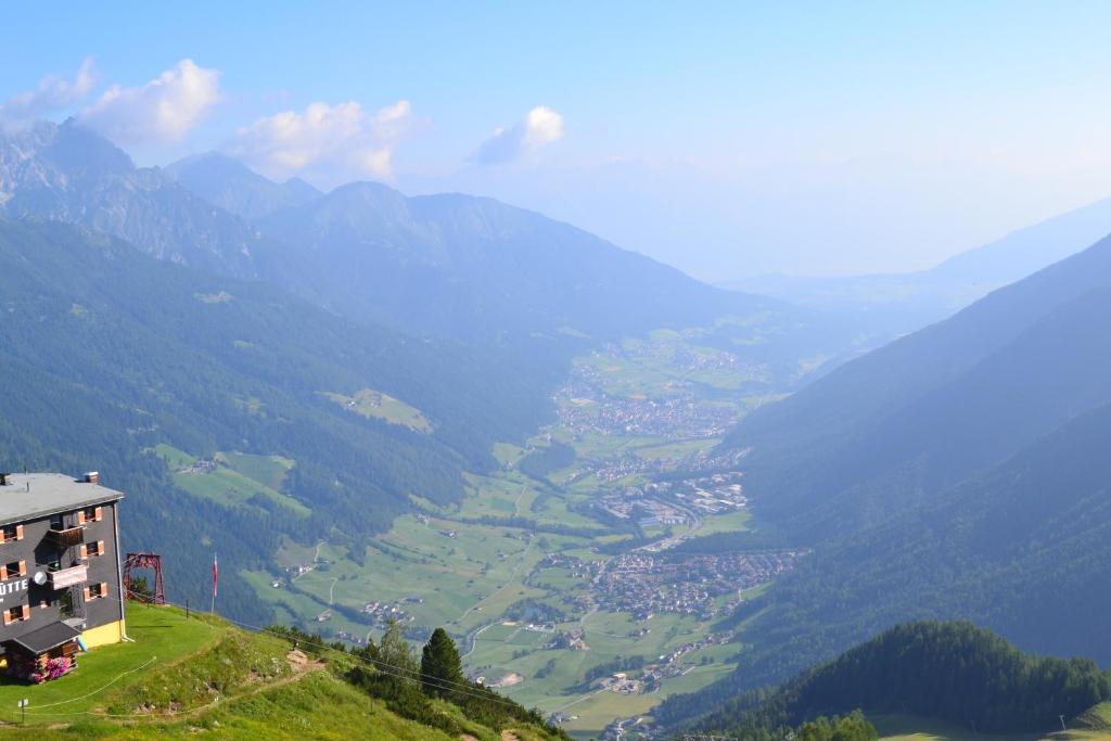 Ferienwohnung Haus Marco Neustift im Stubaital Exterior foto