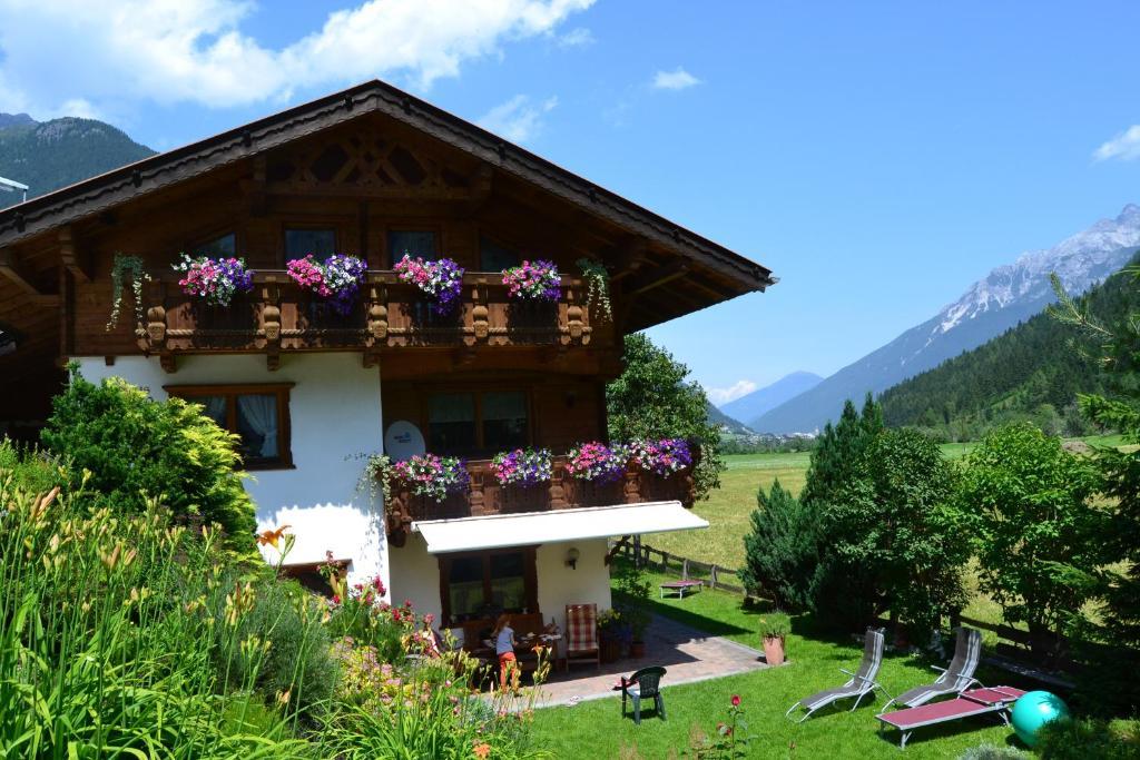 Ferienwohnung Haus Marco Neustift im Stubaital Exterior foto